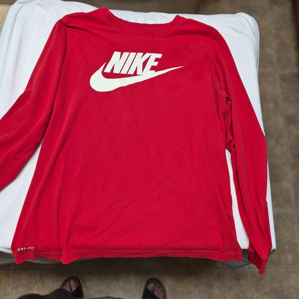 Nike Dri-FIT Long Sleeve Shirt Men’s Large Red White Futura Swoosh Logo